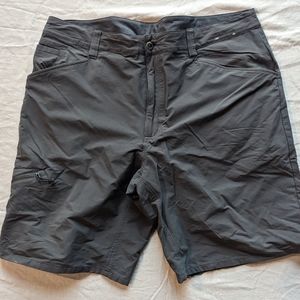 Patagonia quandary shorts, size 40, grey